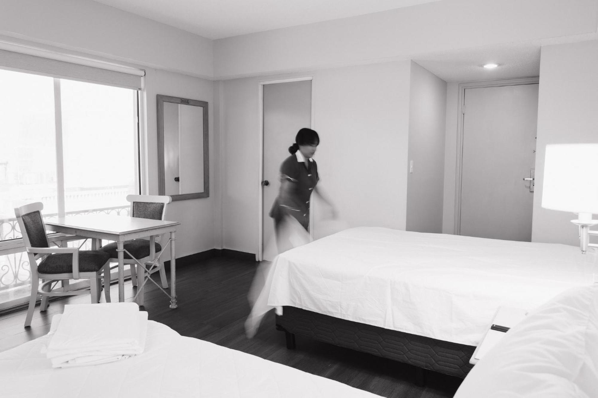 Hotel Parque Central Monterrey Bagian luar foto